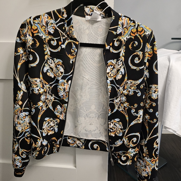 Sweater and pants set - Picture 2 of 5